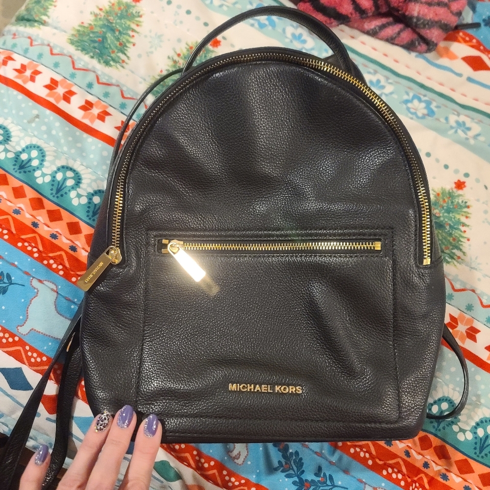 👜 Authentic MK backpack purse 🎒